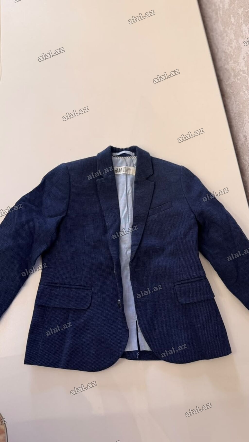 Uşaq üçün H&M klassik göy rəngli blazer yaxsi veziyyetdedi cox az