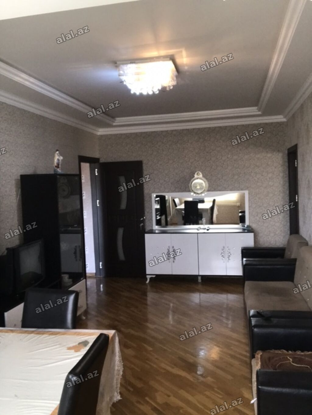 Bakı, Yasamal, 3 otaqlı, Köhnə tikili, m. Elmlər Akademiyası, 65 kv. m