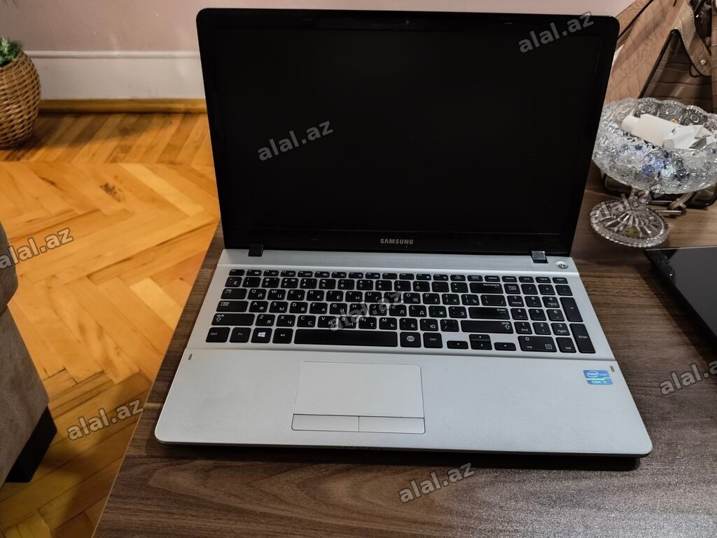 İşlənmiş Samsung, 15.6 ", Intel Core i3, 512 GB, Ünvandan götürmə