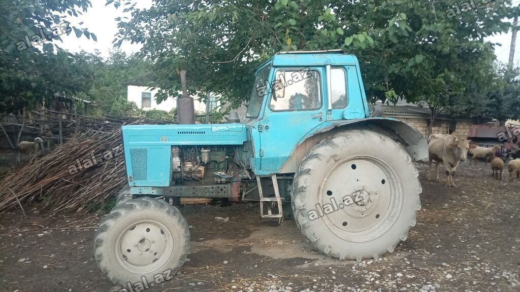 MTZ Belarus 82 traktoru - Model: MTZ Belarus 82 (4x4) - Rəng: mavi -