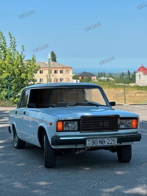 LADA (VAZ) 2107 2011