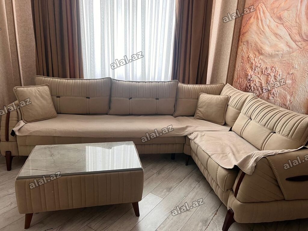 *550₼ KÜNC divan :-TƏCİLİ SATILIR*‼️ Açılır baza var ÜNVAN:-sumqayıt