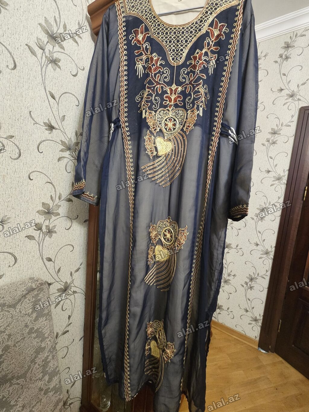 Naxışlı şifon paltar.elmler