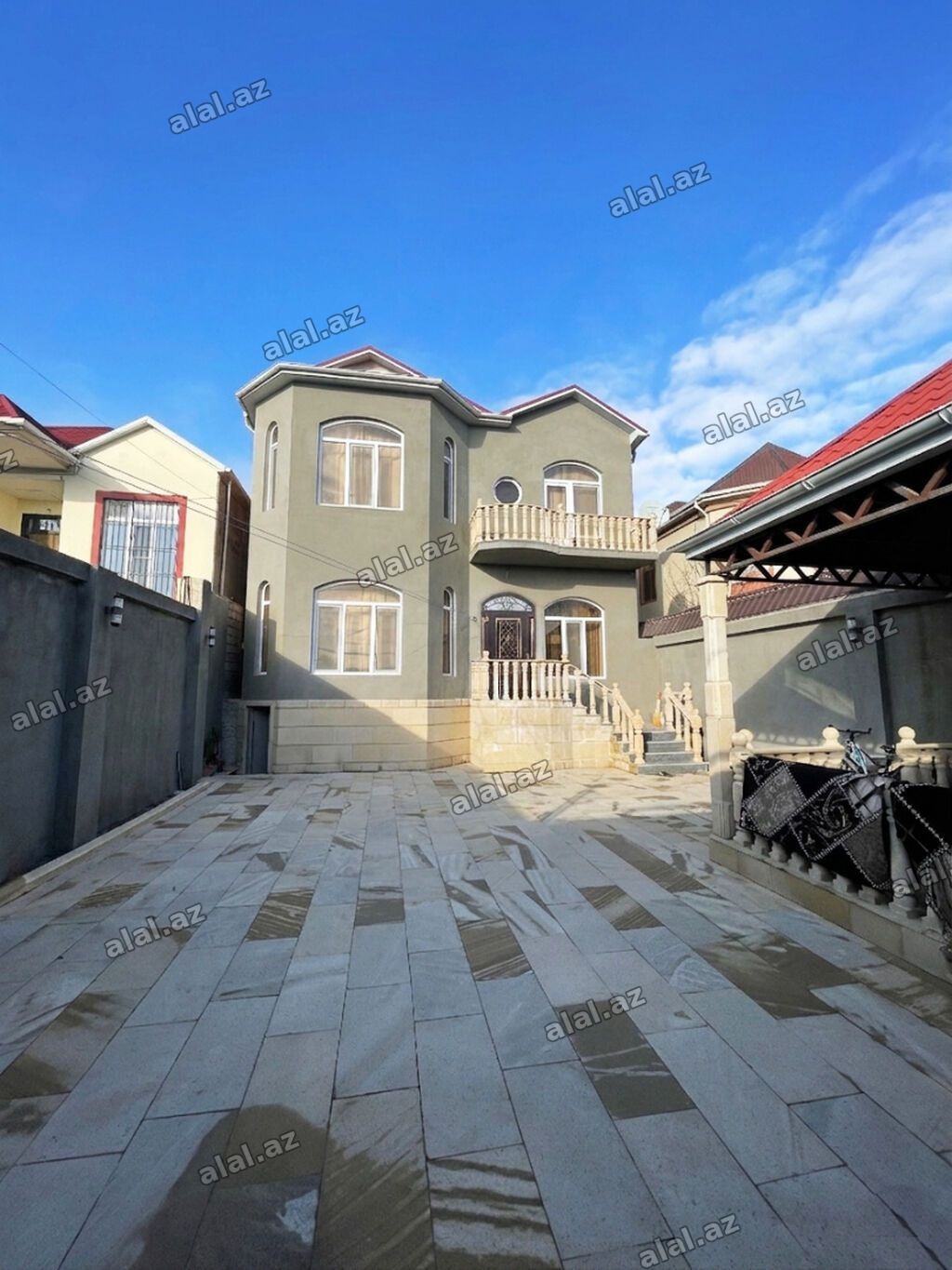 6 otaqlı, 180 kv. m, Yeni təmirli
