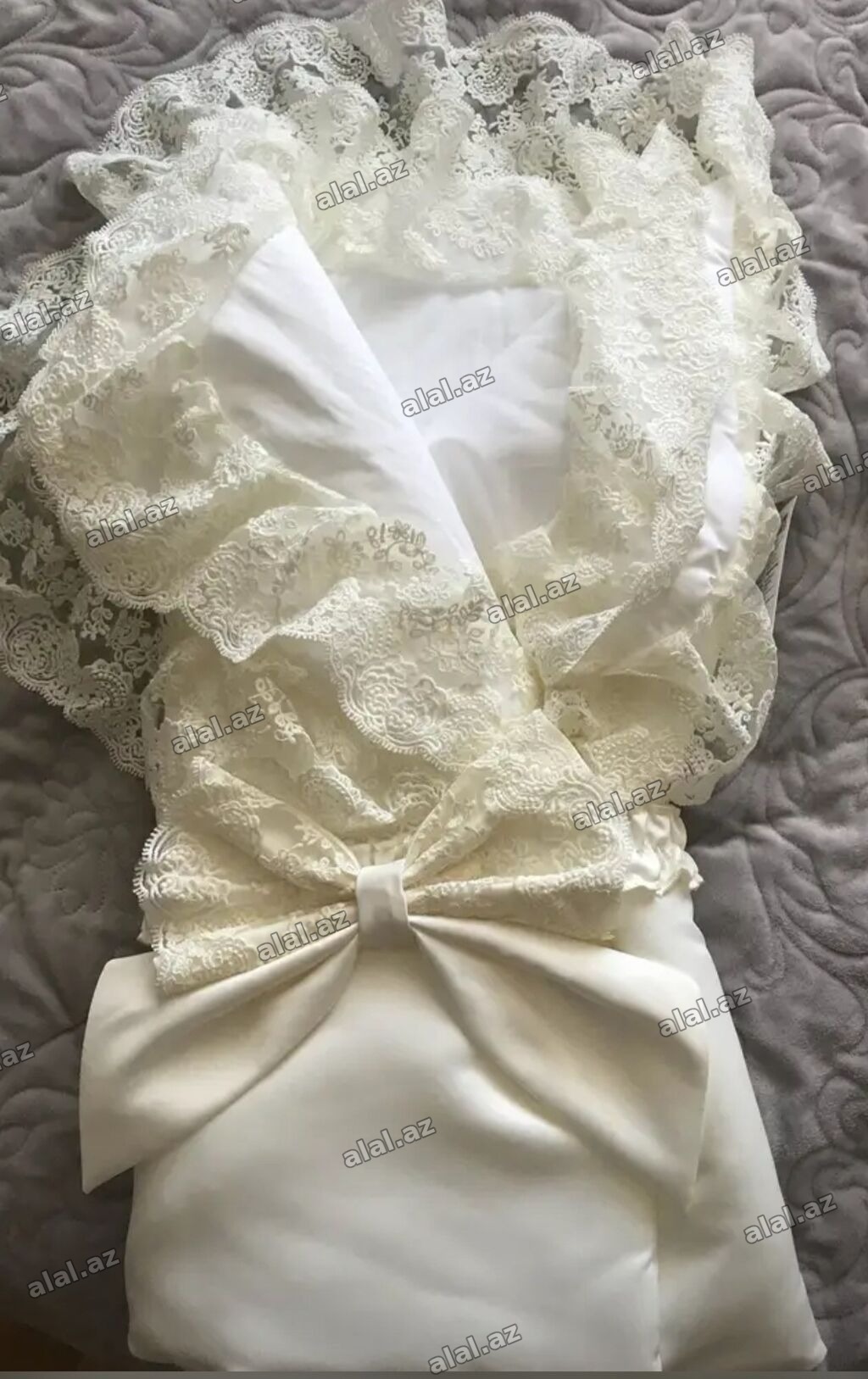Körpə bükəcəyi/konvert - Rəng: süd ağ/ekru - Material: yumşaq pambıq