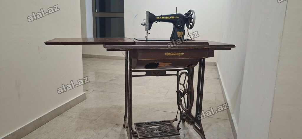 Brilliant tikiş maşını – Şanxay istehsalı. - Ayaq pedalı ilə işləyən