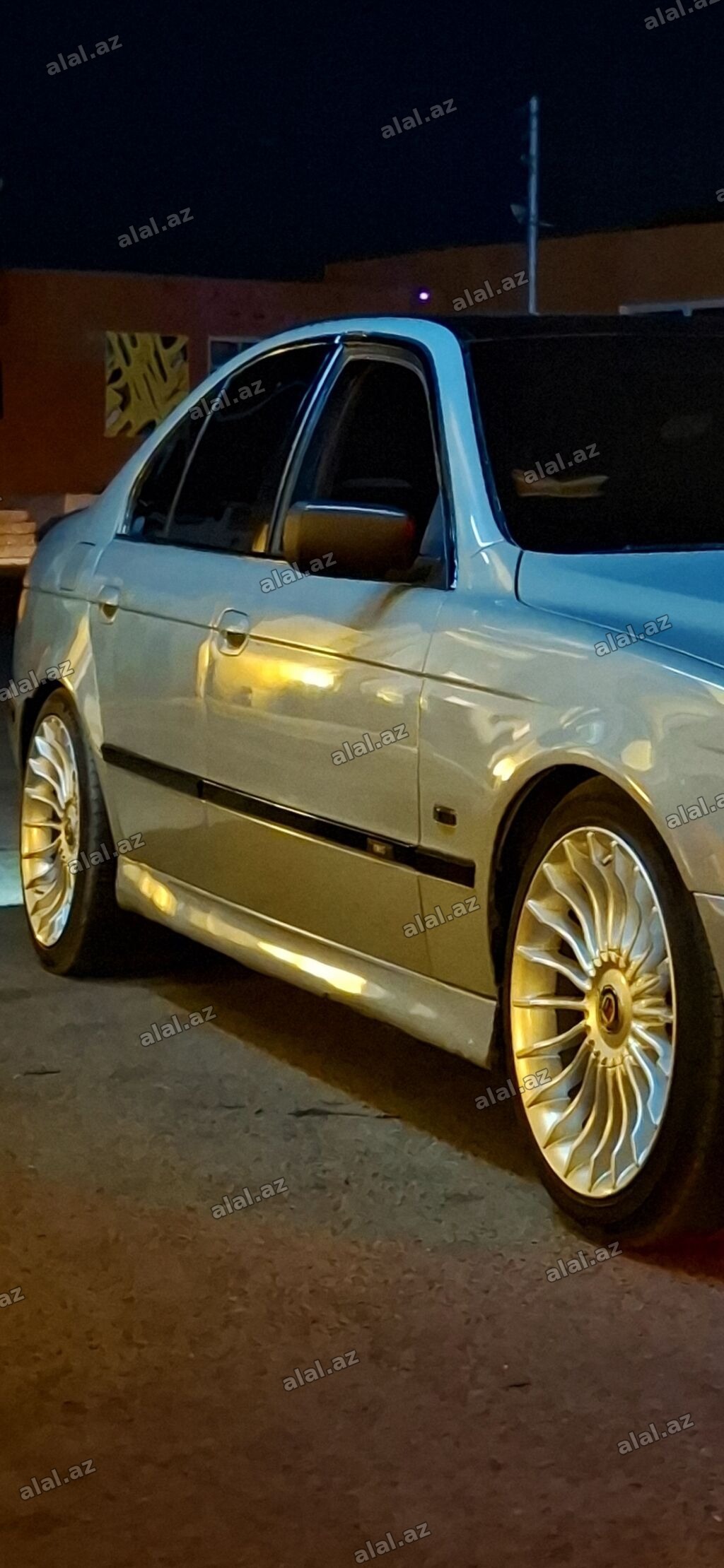 Alpina diskleri 18lik paket kasmetikasi ela cati olub ideal vezyetde