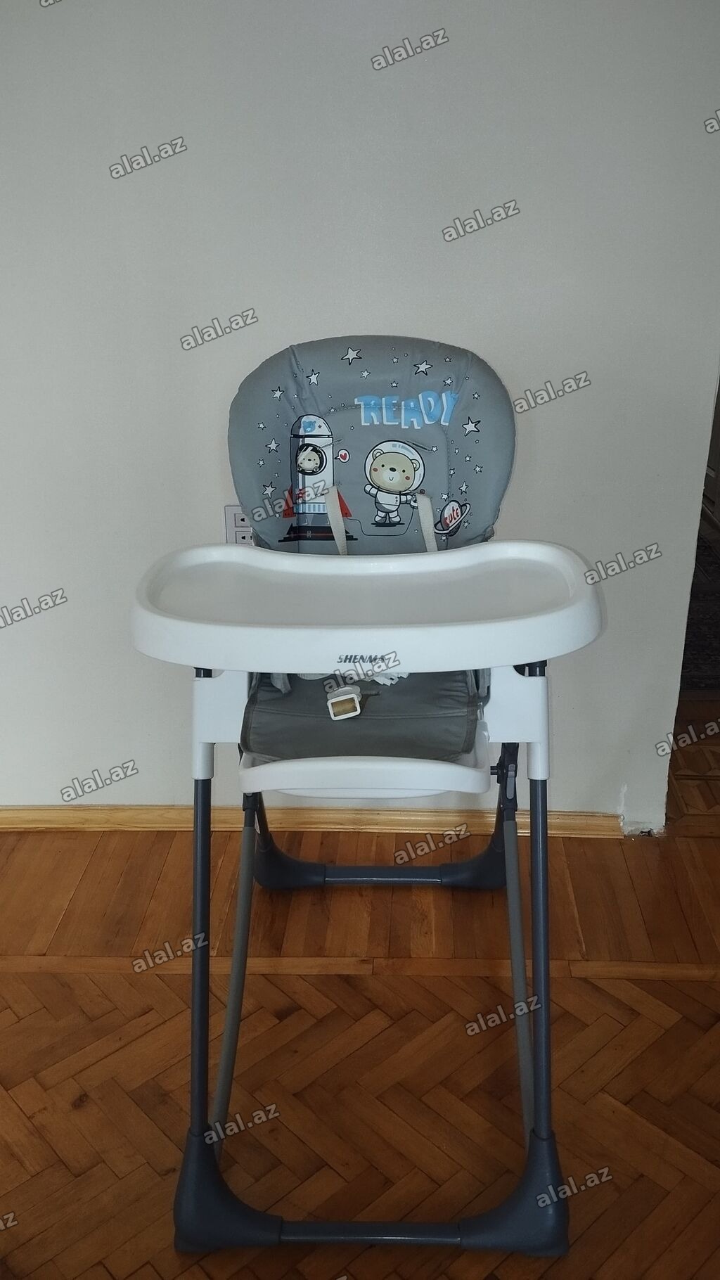 Tahire Uşaq yemek masasi 60 manata satıram.negd alıcıya endirim