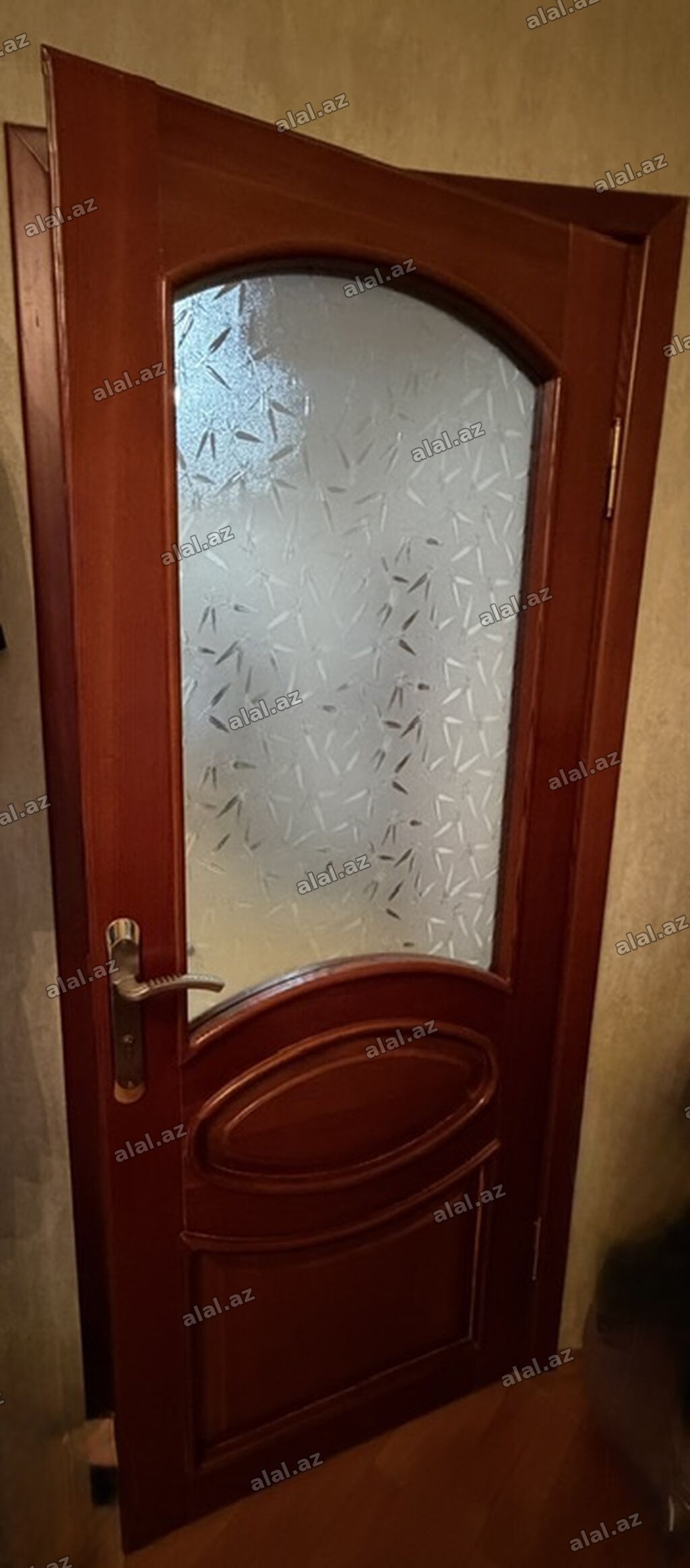 Temiz taxta qapi Suseli qapi En80 uz206 Susesiz qapi en72 uz 220