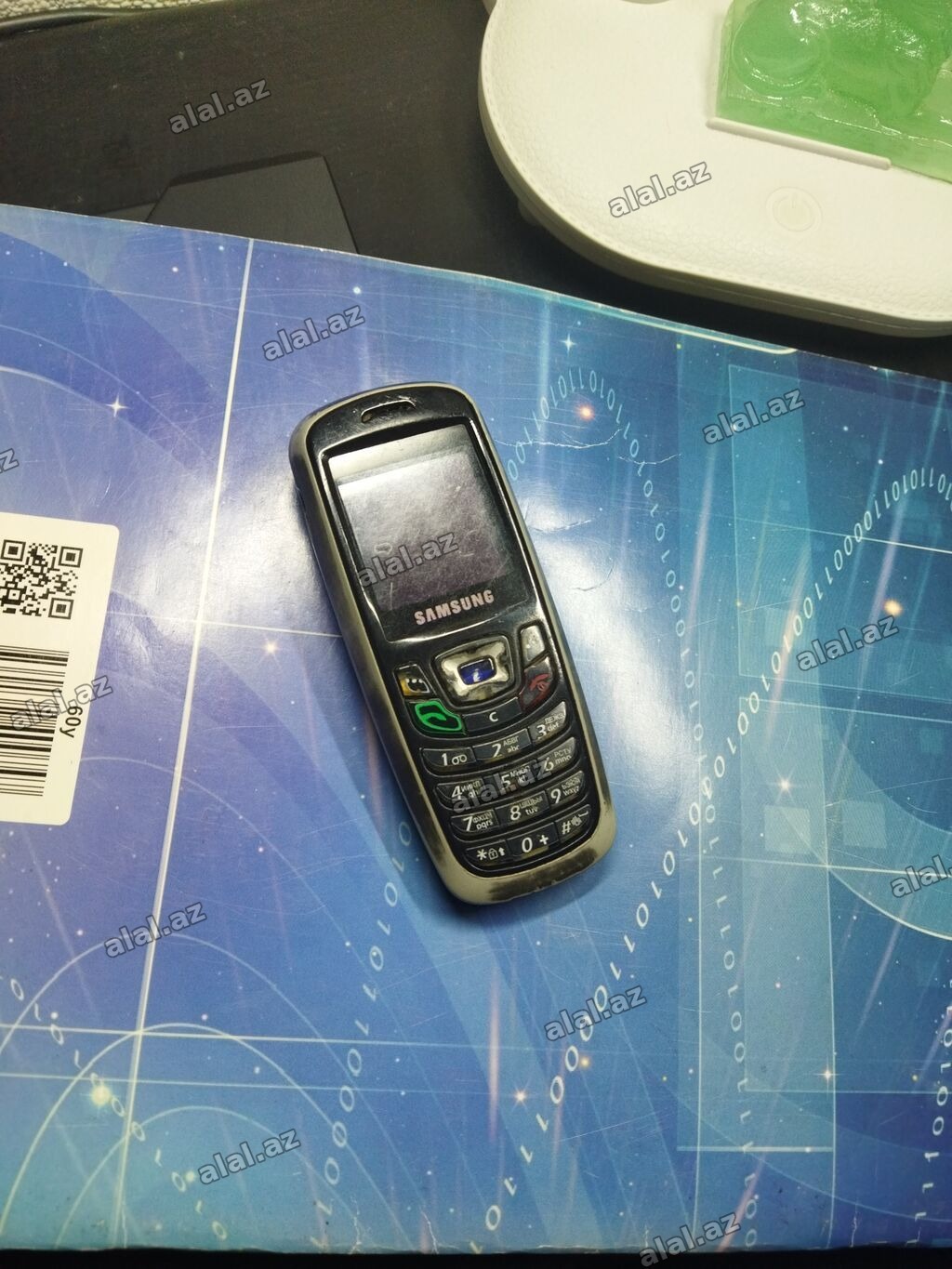 Samsung rəng - Qara, Düyməli