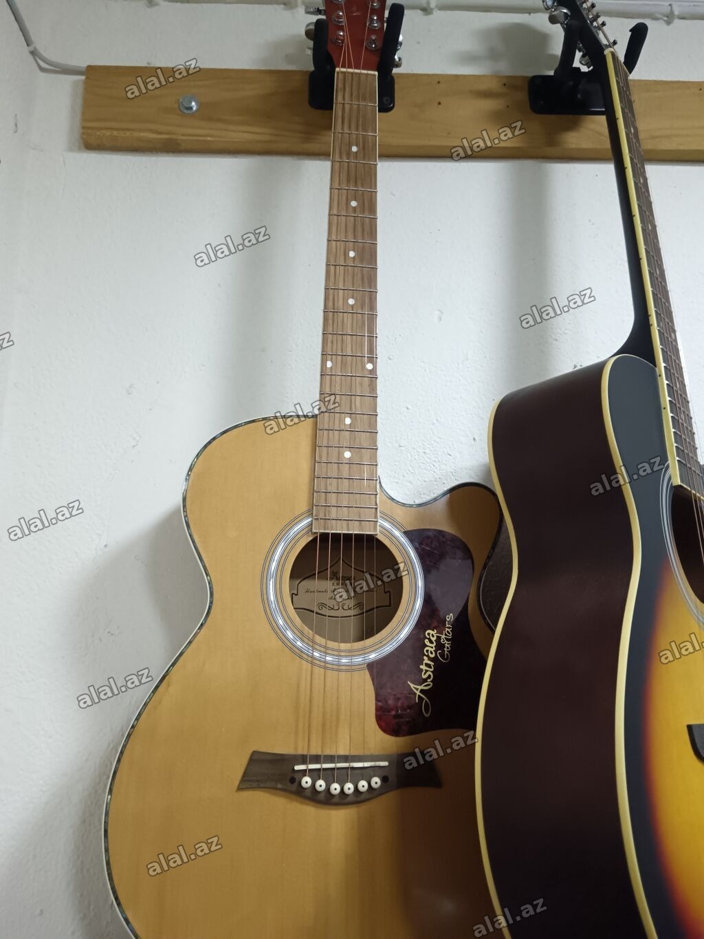 Akkustik gitara