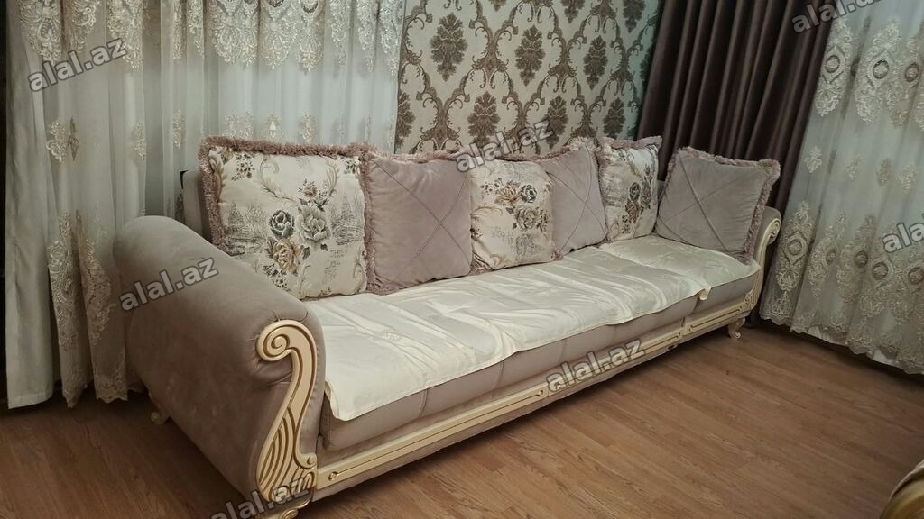 Klassik üslubda mebel dəsti - Qonaq otağı dəsti: - Uzun, tay