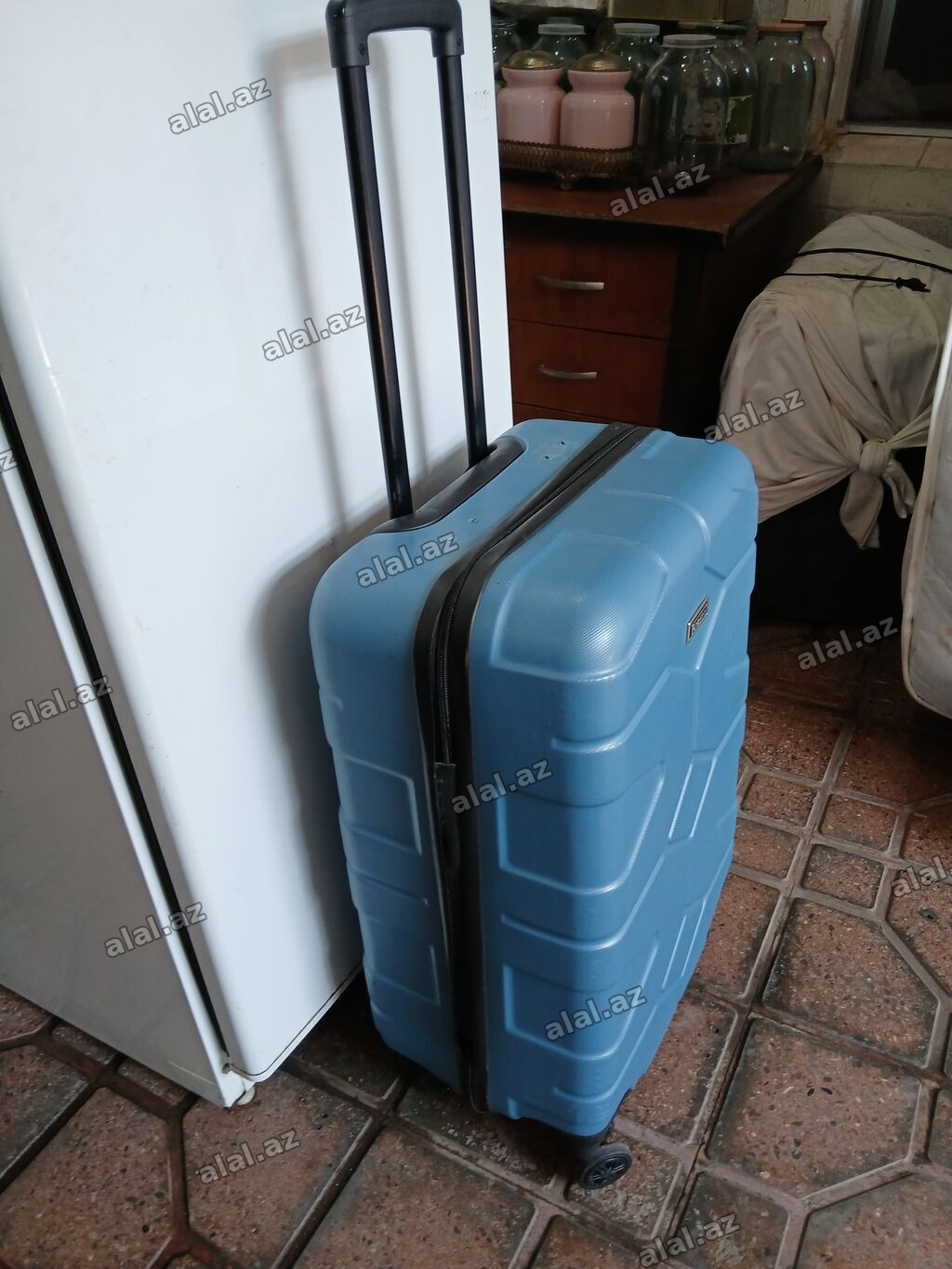 Şekilde gorduyunuz normal tutumlu çamadan satilir. Real alicilar elaqe