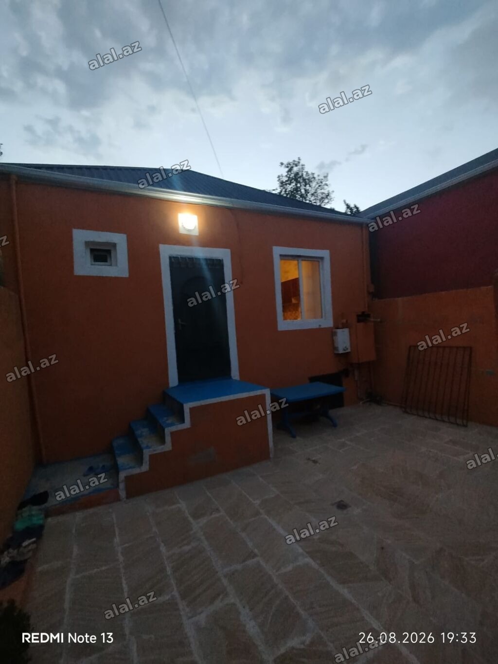 80 kv. m, 2 otaqlı, İnternet, Telefon, İşıq