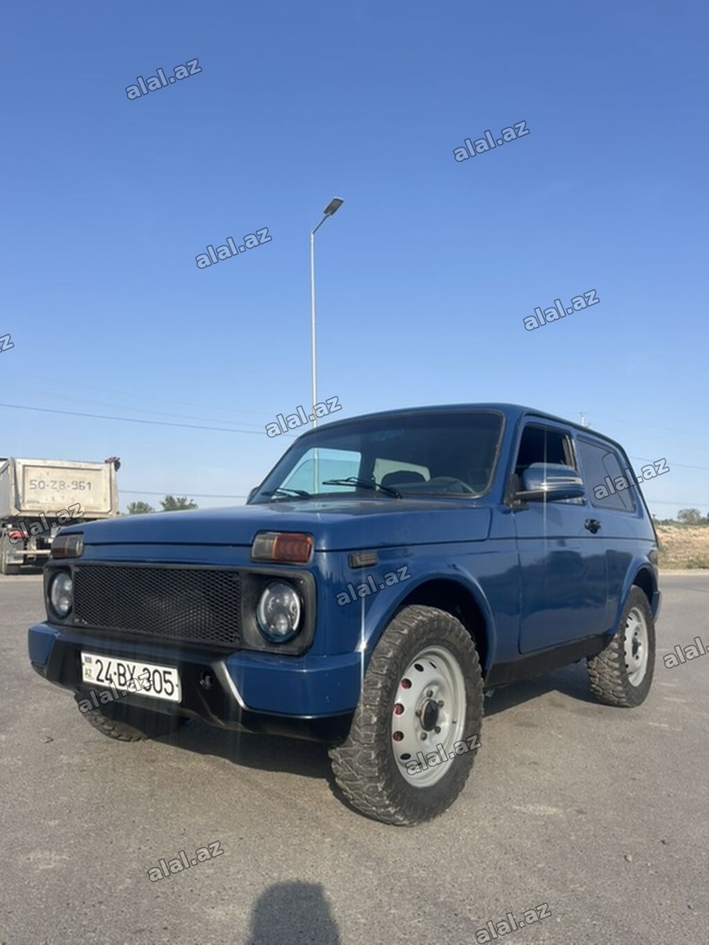 VAZ (LADA) 4x4 Niva: 1.7 l | 1999 il 123456 km Ofrouder/SUV