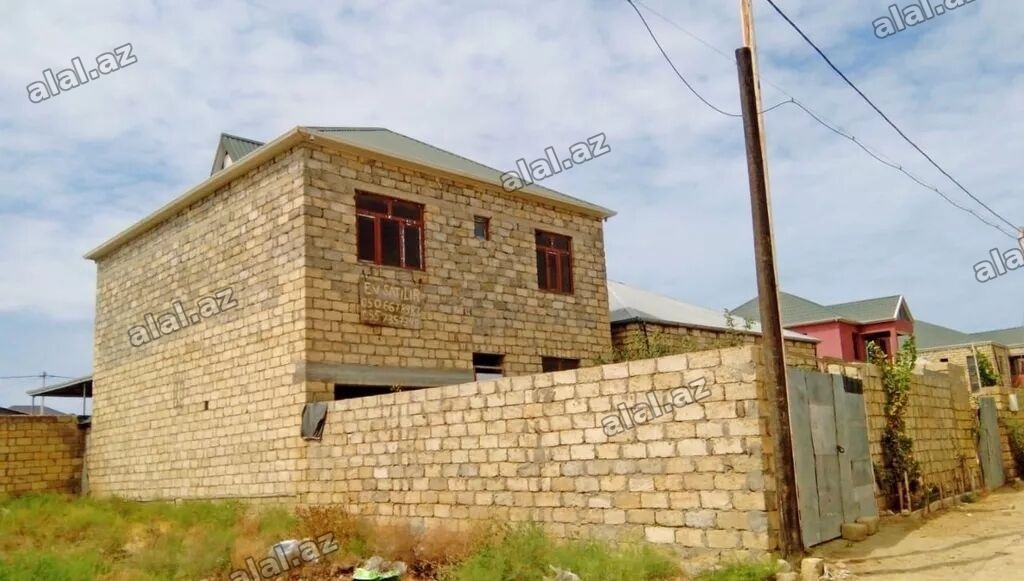 6 otaqlı, 200 kv. m, Təmirsiz