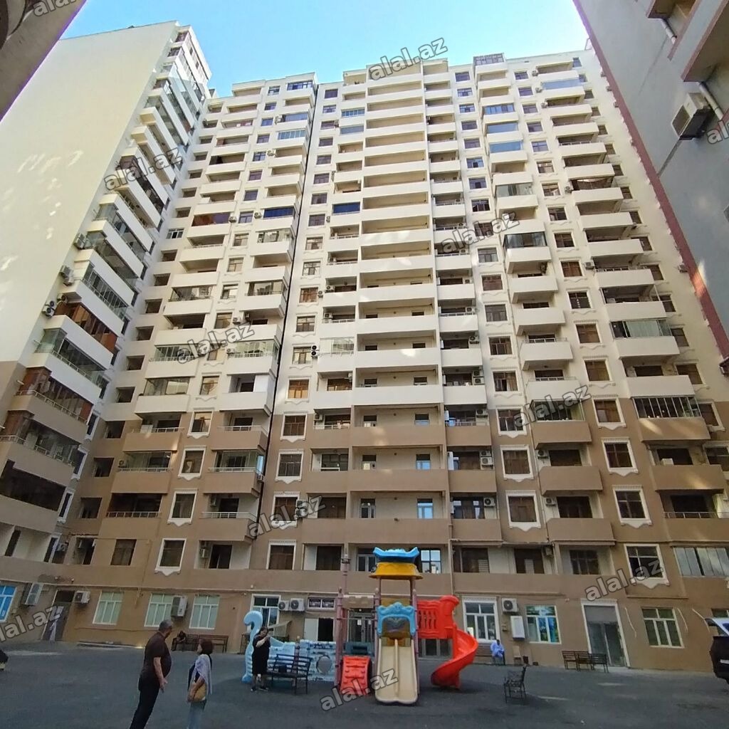 4 otaqlı, Yeni tikili, 195 kv. m