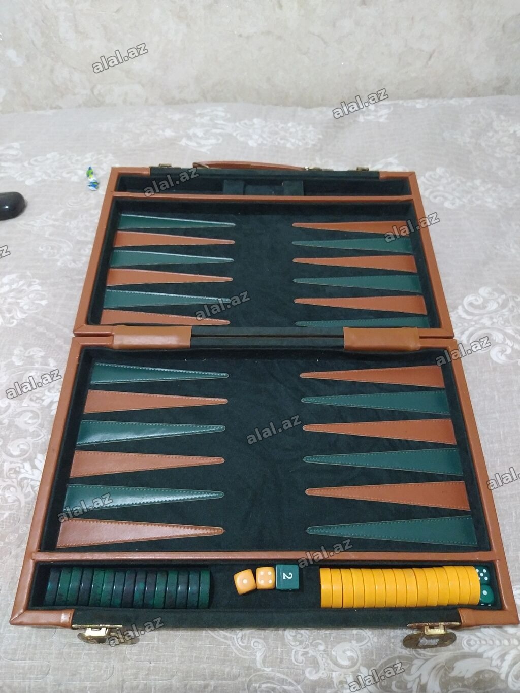 Turk tavlasi Satilir. Biraz demirleri.paslanib. Real alan zeng
