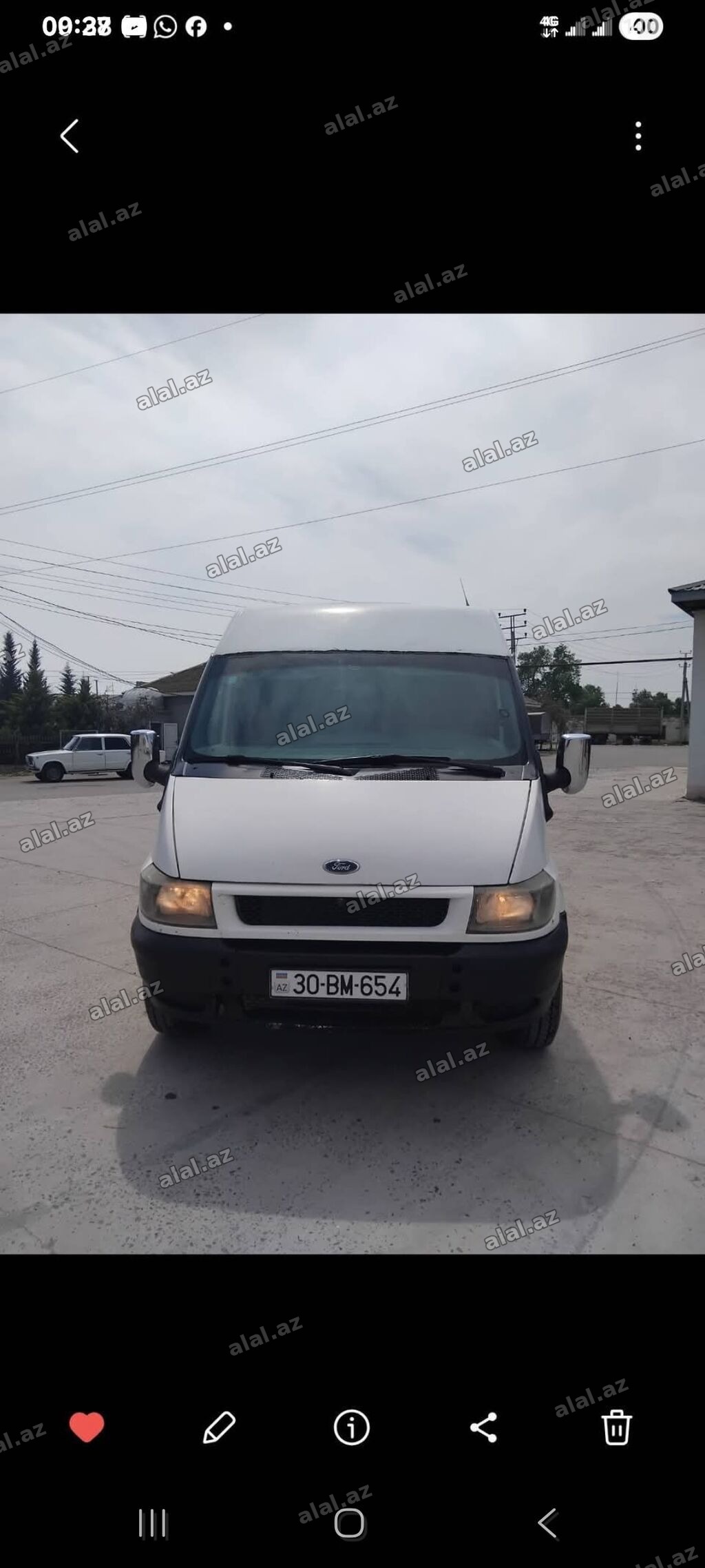 Ford Transit: 2.4 l | 2001 il 431000 km Van body type