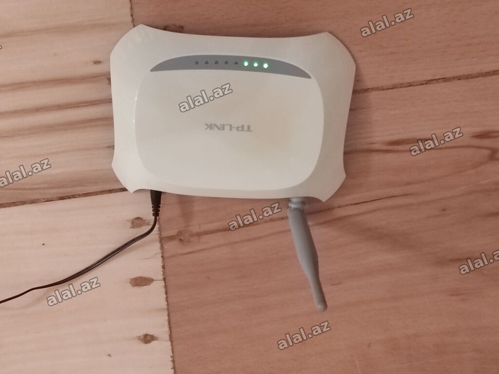 4 potlu Modem satılır. Heç bir problemi yoxdur. Qiyməti 28 Azn. Şəhər
