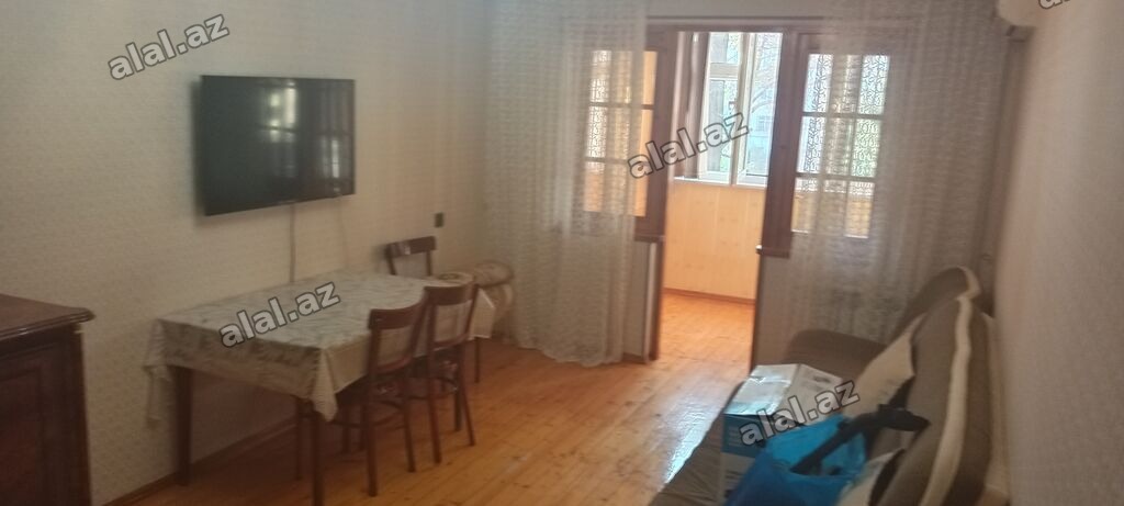 Kirayə mənzil – işıqlı 2 otaqlı, Neftçilər metrosu yaxınlığında