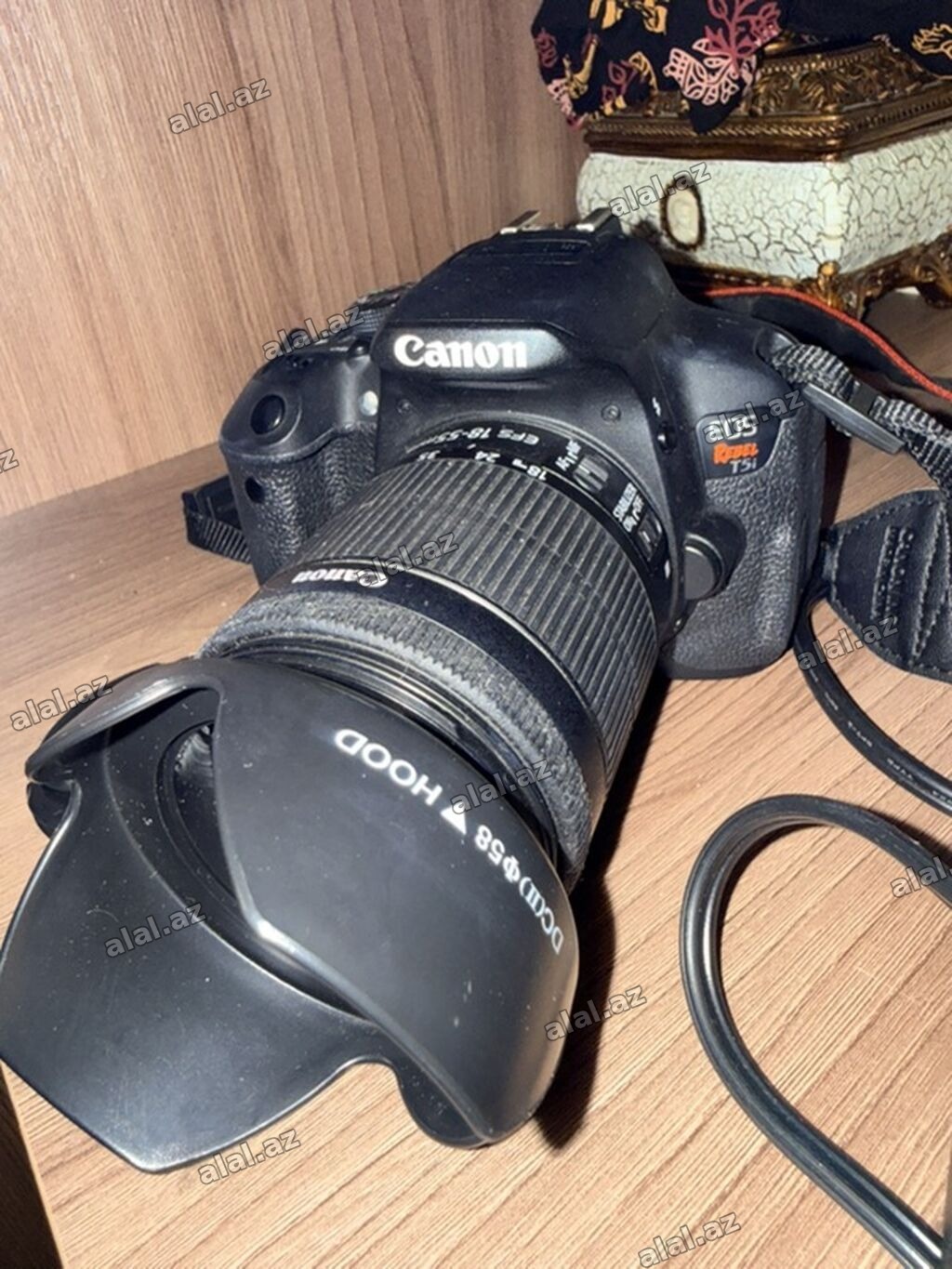 Canon EOS Rebel T5i DSLR fotoaparat dəsti - Korpus: Canon EOS Rebel