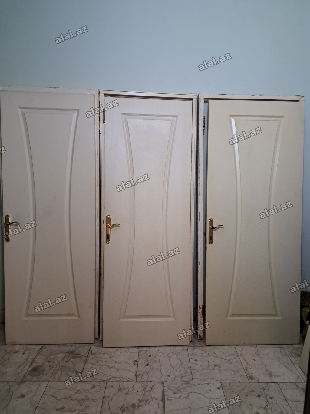 İşlənmiş Otaq qapısı Zamok ilə, Zəmanətsiz, Ünvandan götürmə