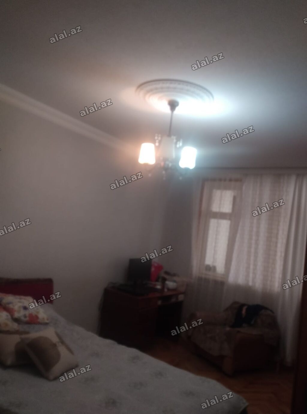 3 otaqlı mənzil,hamam tualet ayrı, təmirli. Unvan: Mahrasa bağı, bina