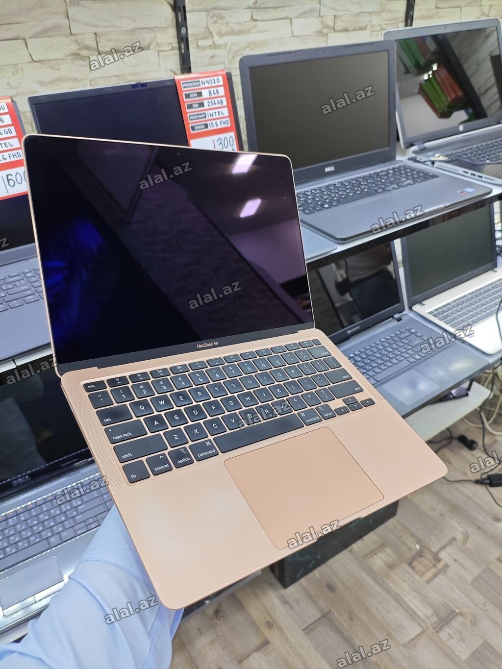 MacBook air (iclouddadı)