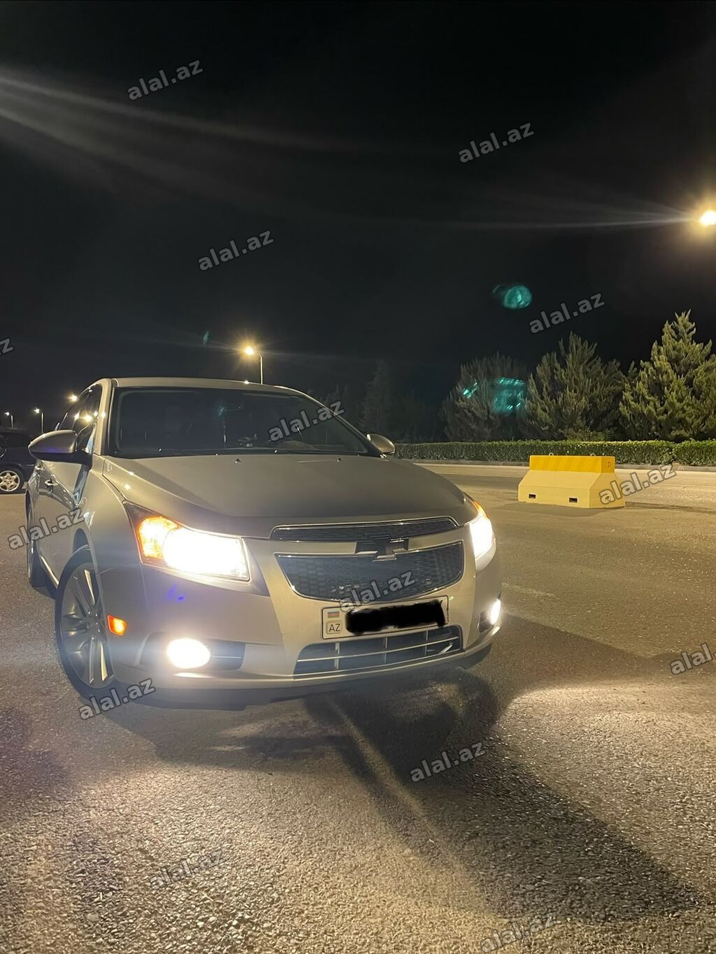 Chevrolet Cruze: 1.4 l | 2015 il 267000 km Sedan