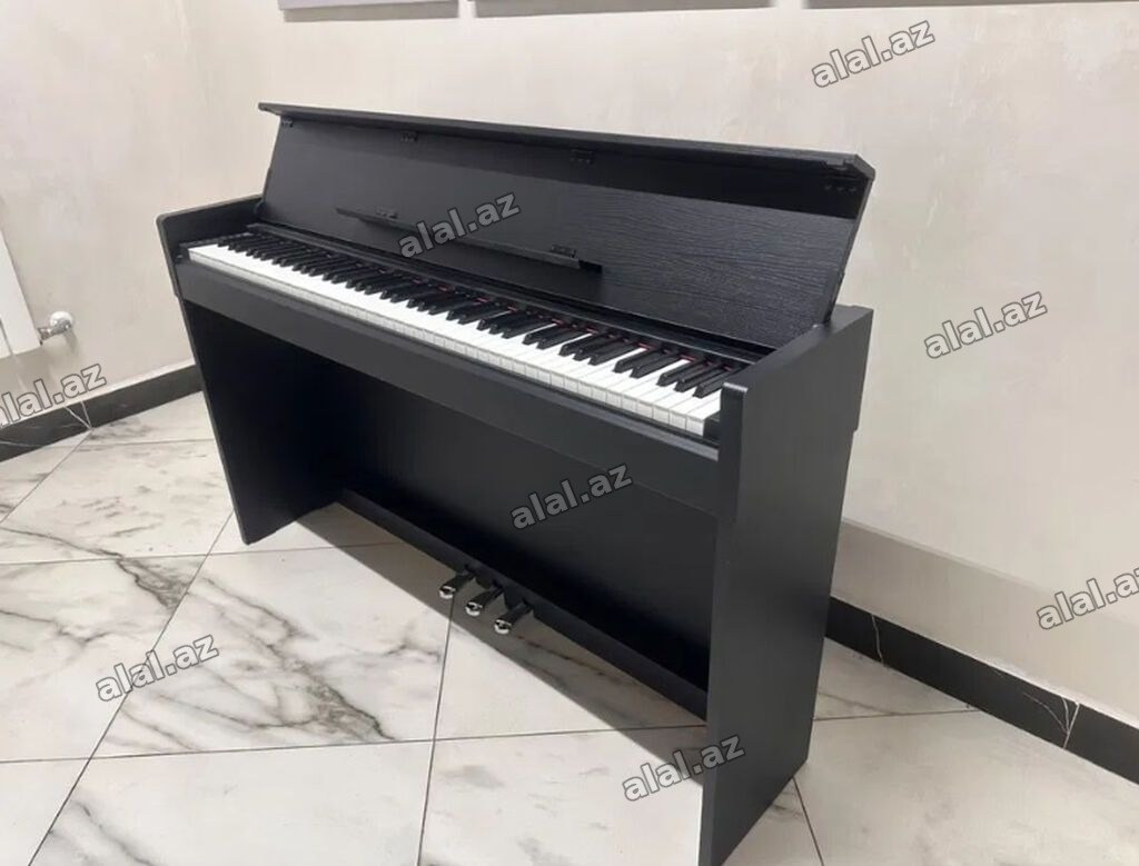 "Yamaha S51" Elektro Piano Tam işlək vəziyyətdə. Bütün dillər