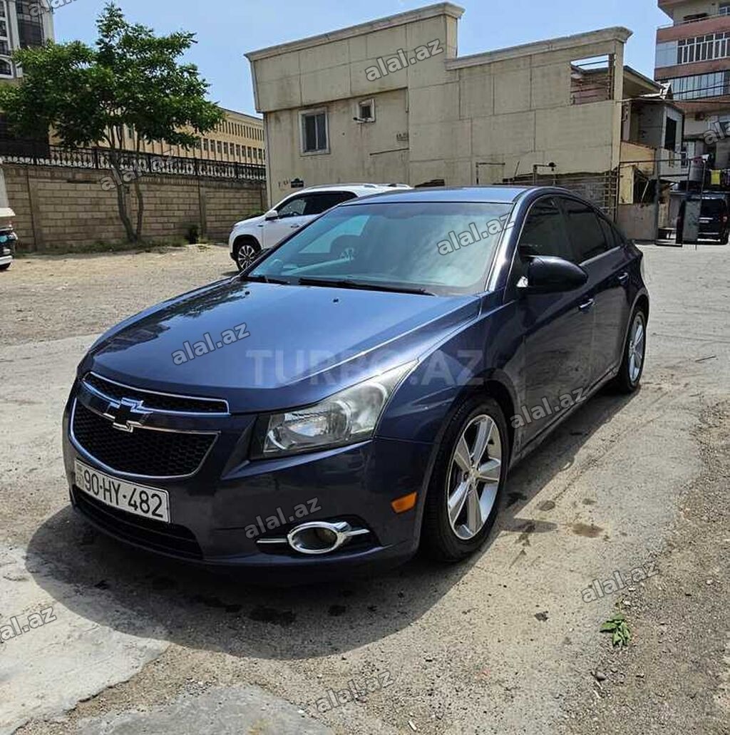 Chevrolet Cruze: 1.4 l | 2012 il 322000 km Sedan