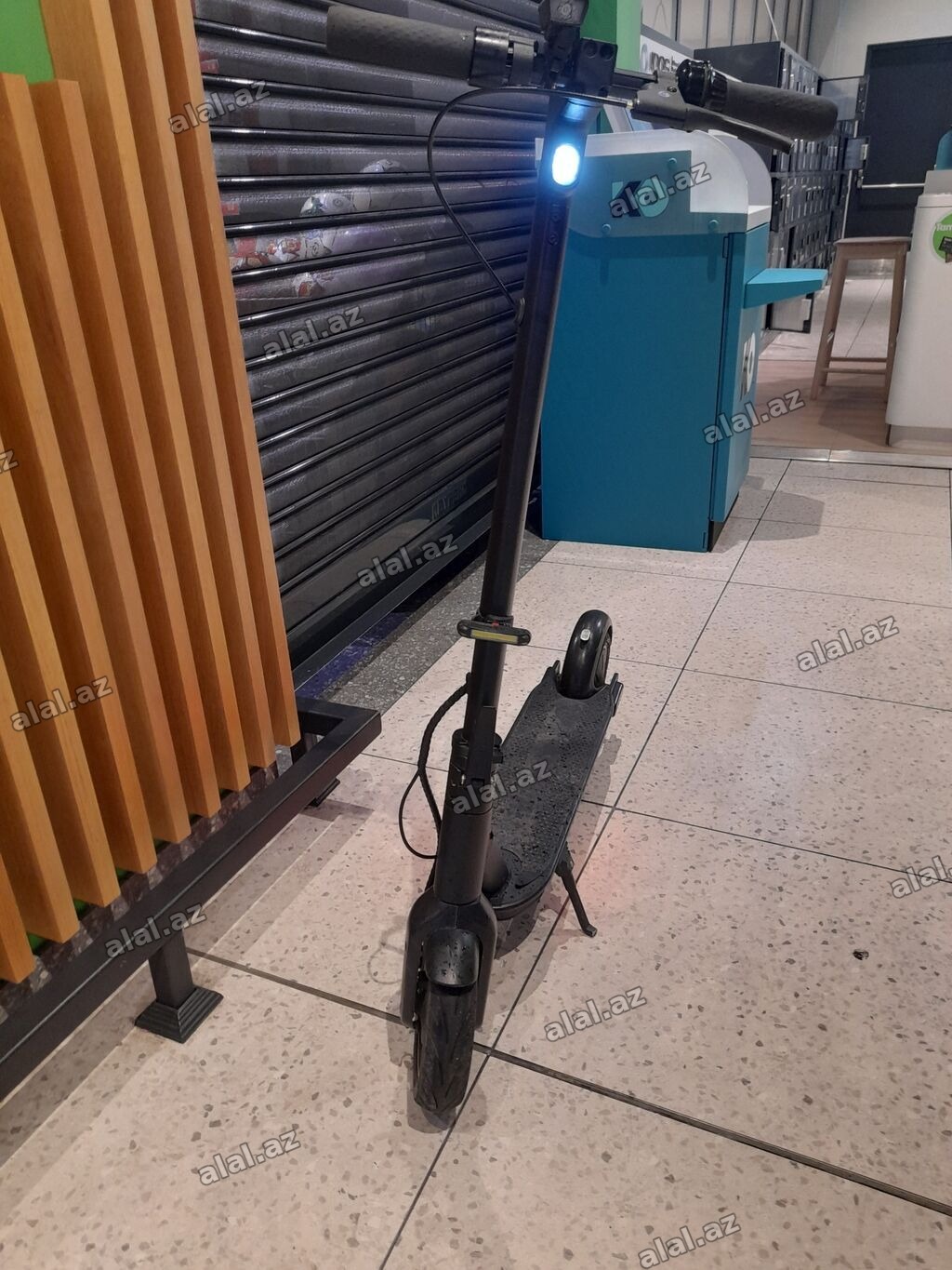 İşlənmiş Elektrik samokat 10", 351 - 500 Vt, 36 - 45 km/s
