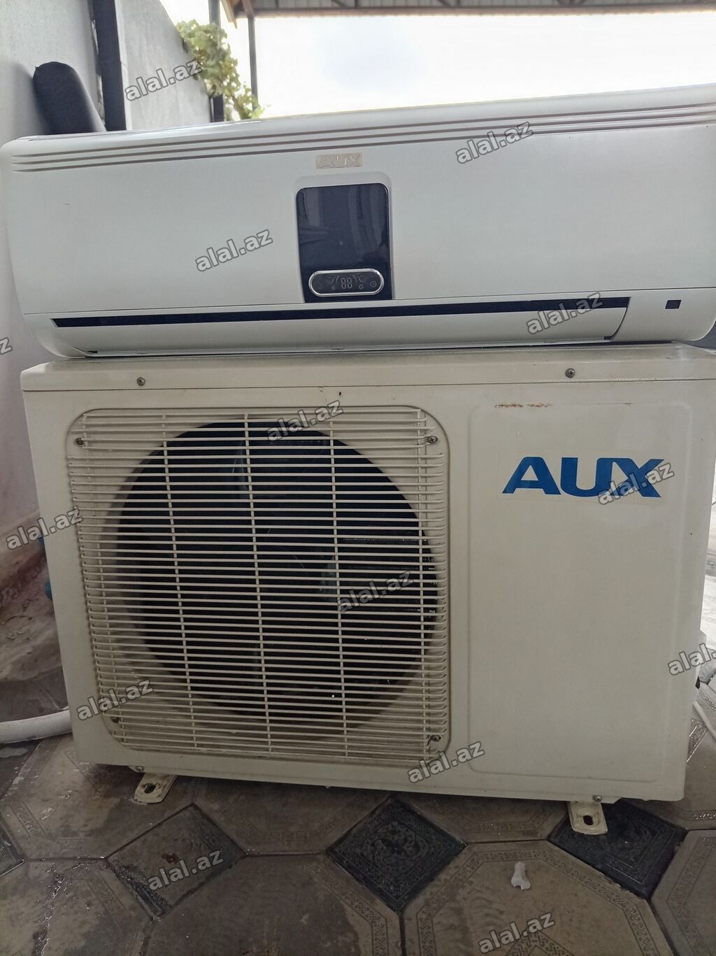 Kondisioner AUX, İşlənmiş, 30-35 kv. m, Split sistem, Pulsuz quraşdırılma