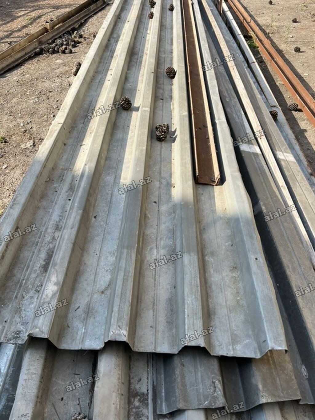 Profil təbəqə (şifer tipli metal) - Material: sinklənmiş/profilli