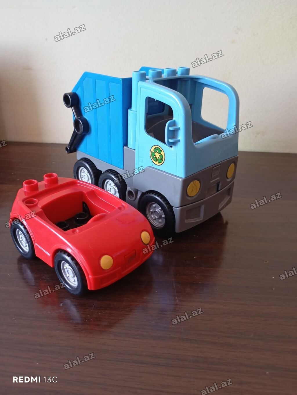 LEGO DUPLO maşınlar dəsti - Brend: LEGO DUPLO - Tərkib: 2 nəqliyyat