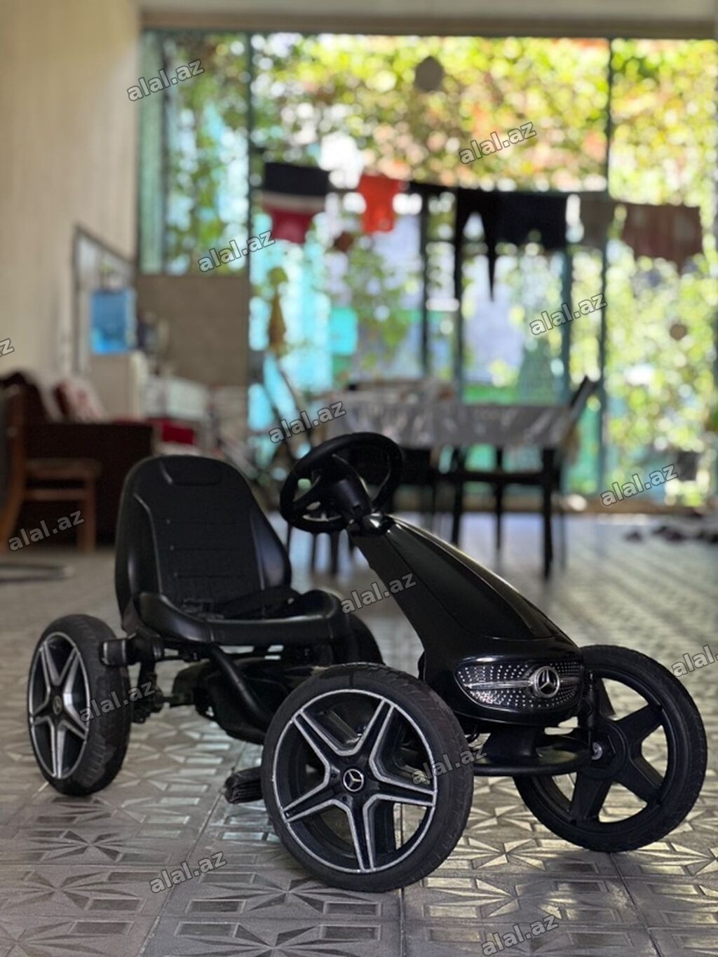 Uşaq pedallı kart – Mercedes üslubunda, qara rəng. - 4 təkərli