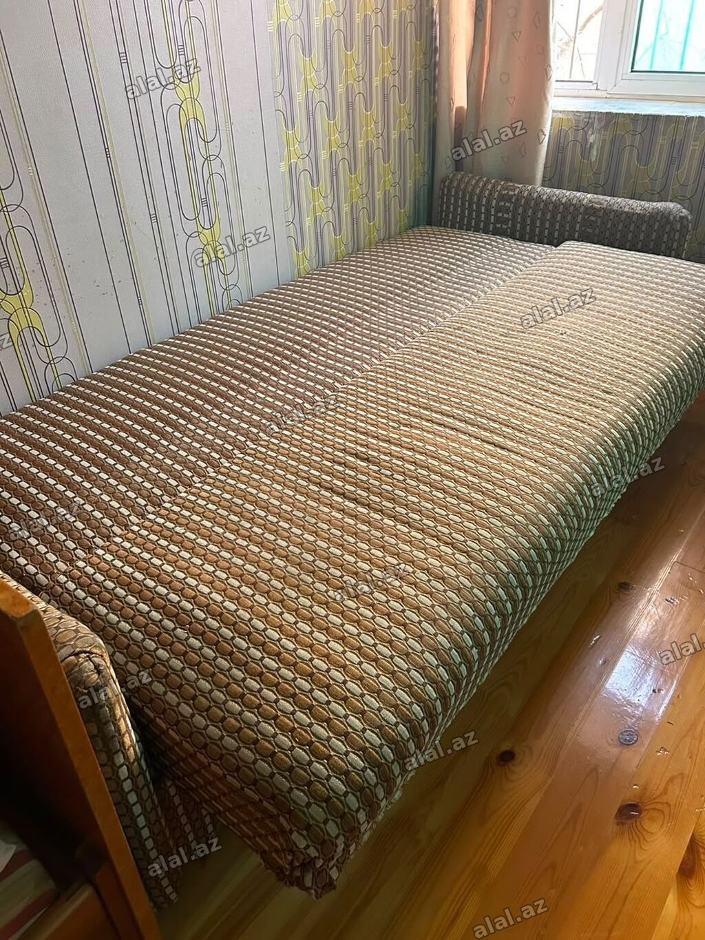 Divan, İşlənmiş, Açılan, Bazalı, Çatdırılma yoxdur