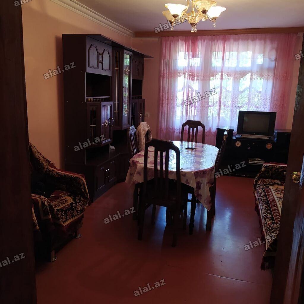 Gəncə, 3 otaqlı, Köhnə tikili, 80 kv. m