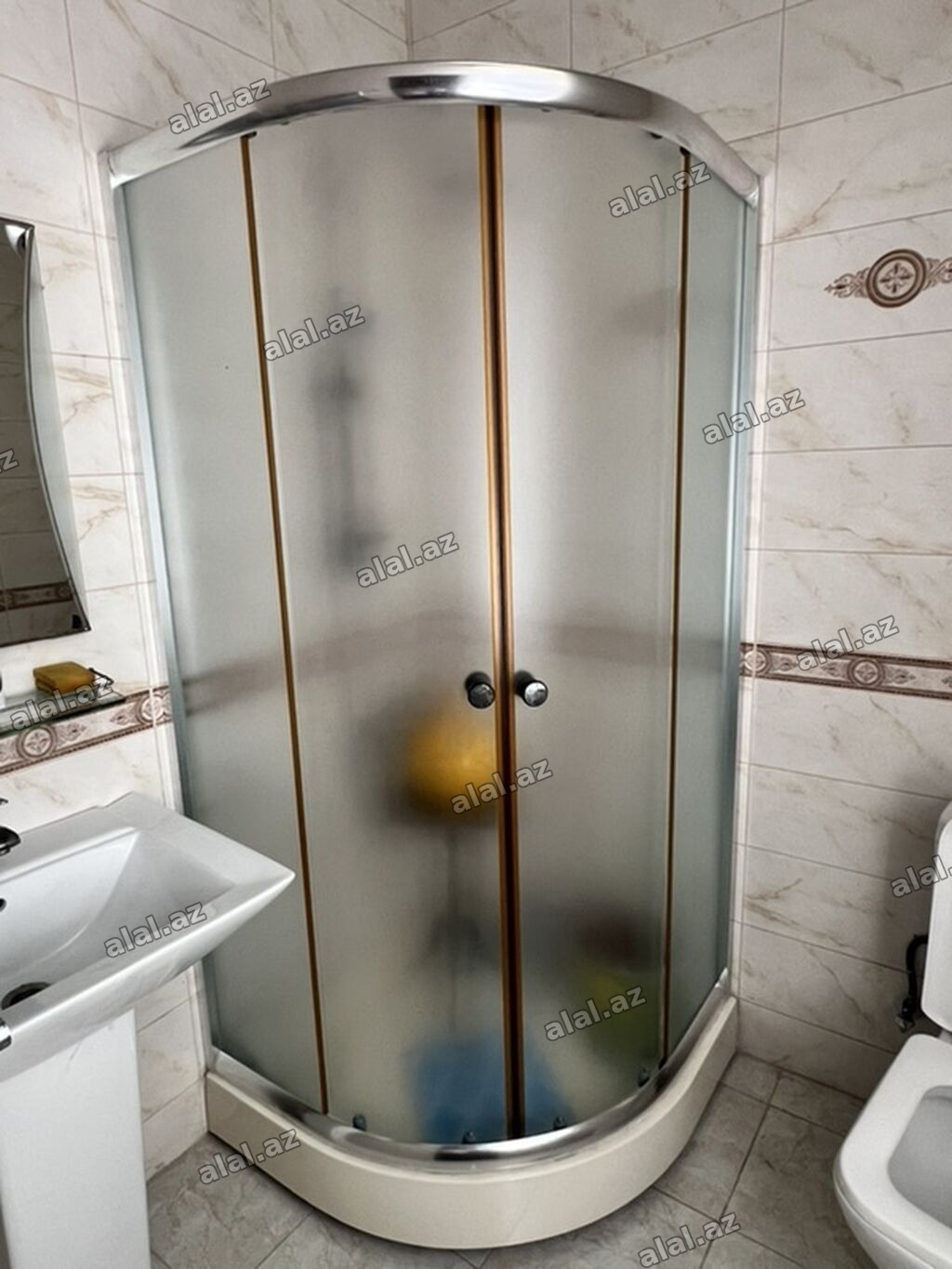 Duş kabini – yarımdairə forması, sürüşən qapılarla - Ölçü: təxmini