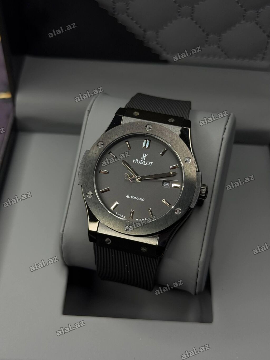 Yeni, Qol saatı, Hublot, rəng - Qara