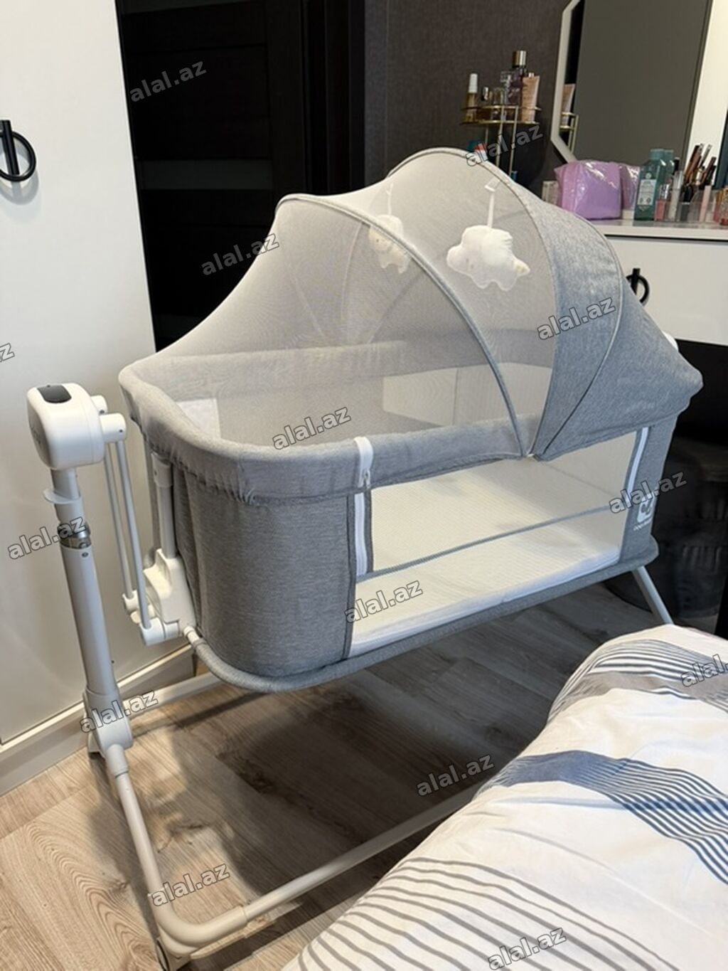 ƏLLƏ YELLƏNİR! Brend loqosu: COOL BABY. Əlavə olaraq üzərində softcare
