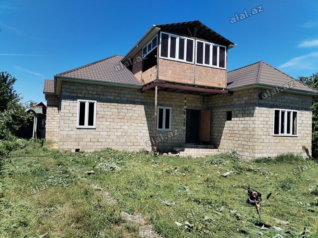 5 otaqlı, 170 kv. m, Kredit var, Yeni təmirli