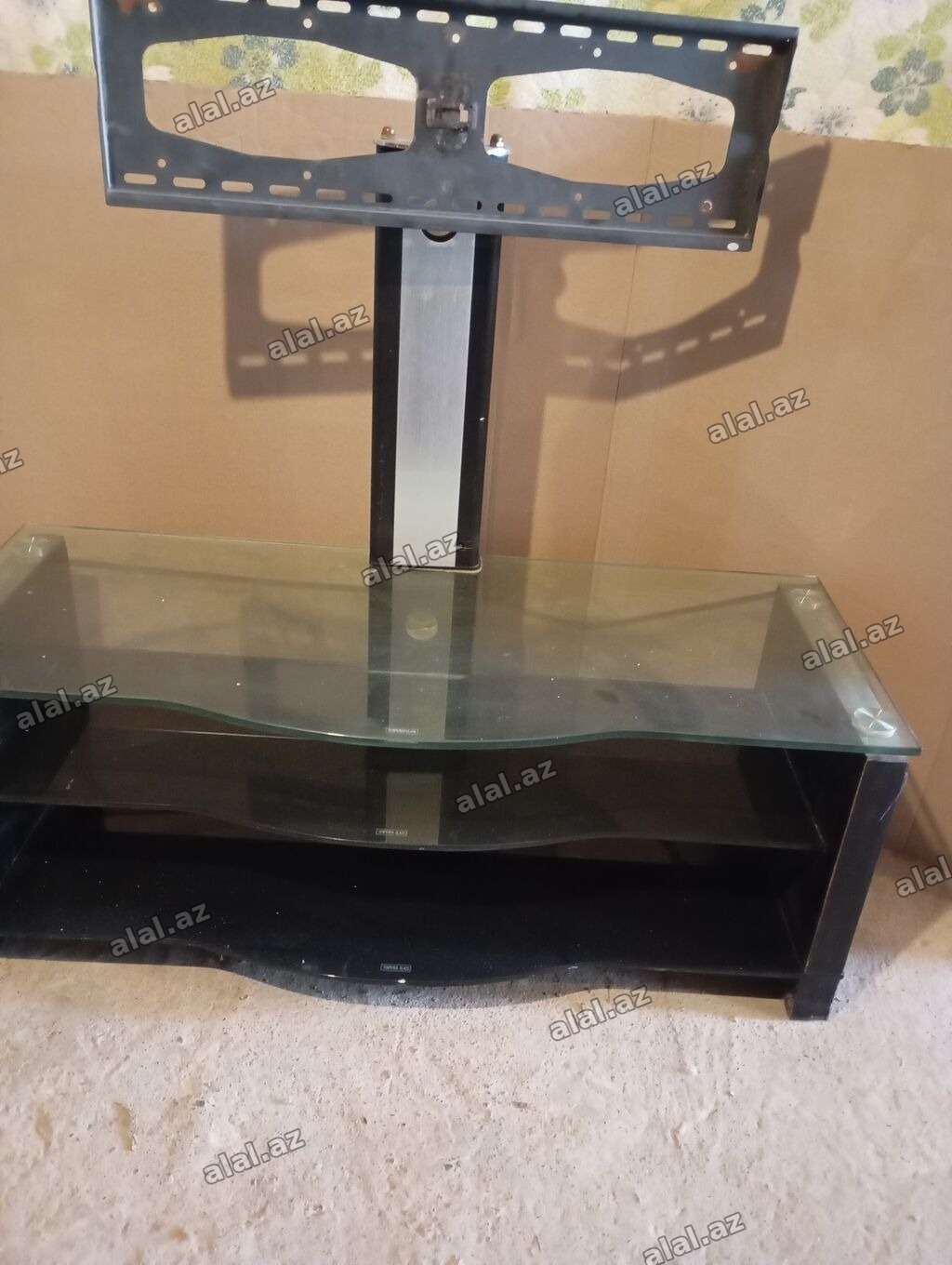 TV üçün stend fiksatorlu asqı uzunu 120. eni 45. super vəziyətdədi