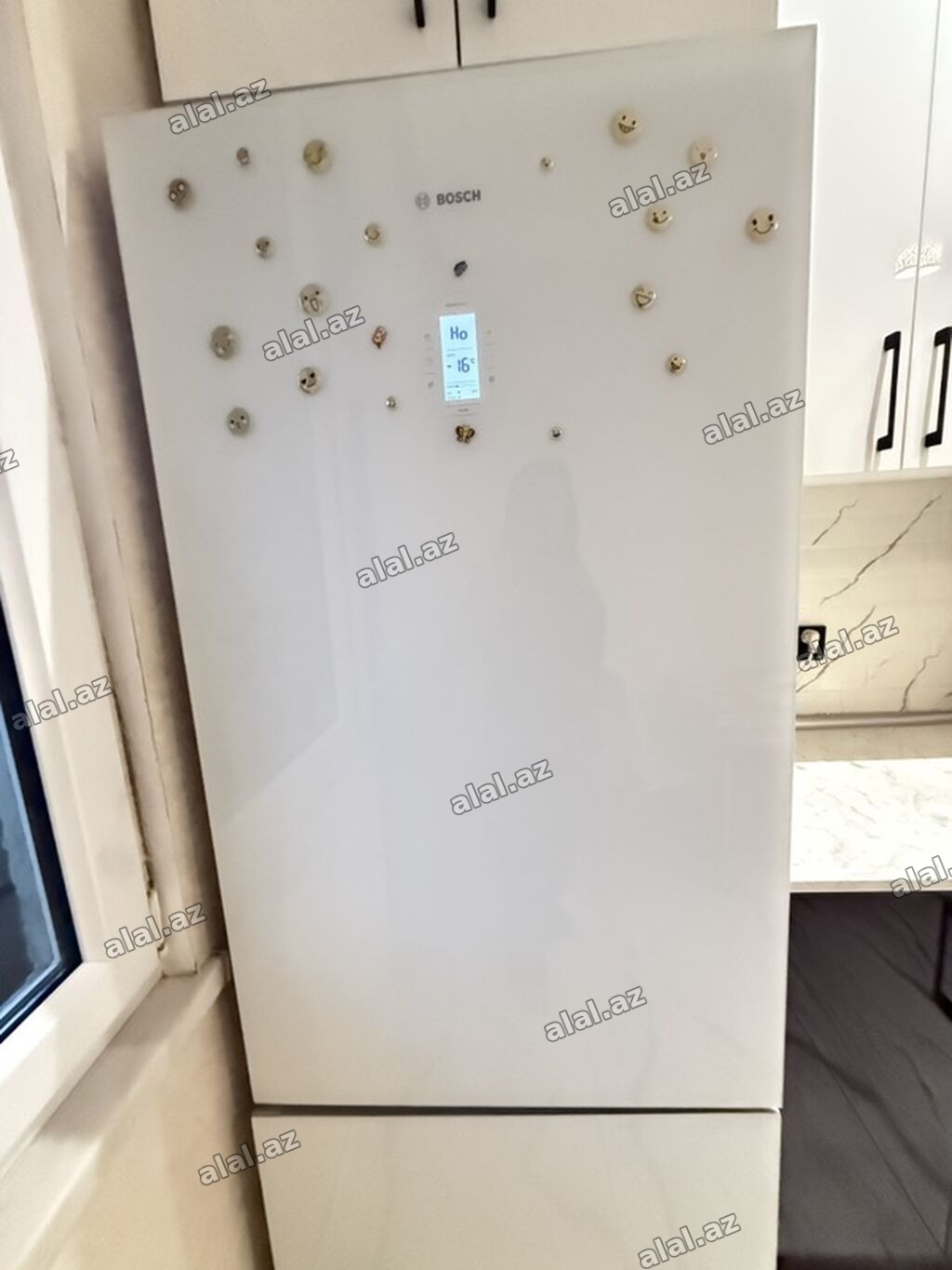Bosch ikiqapılı soyuducu. Evdən satışdır. heç bir problemi yoxdur