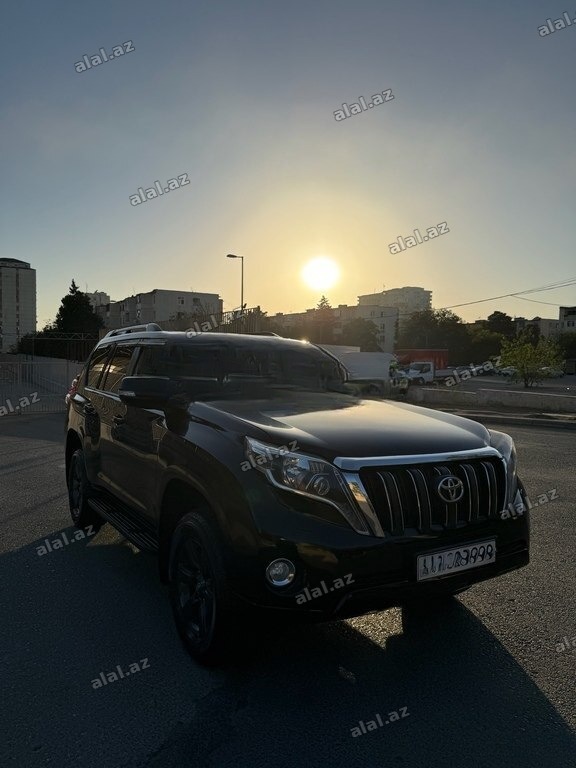 Toyota Land Cruiser Prado 2014