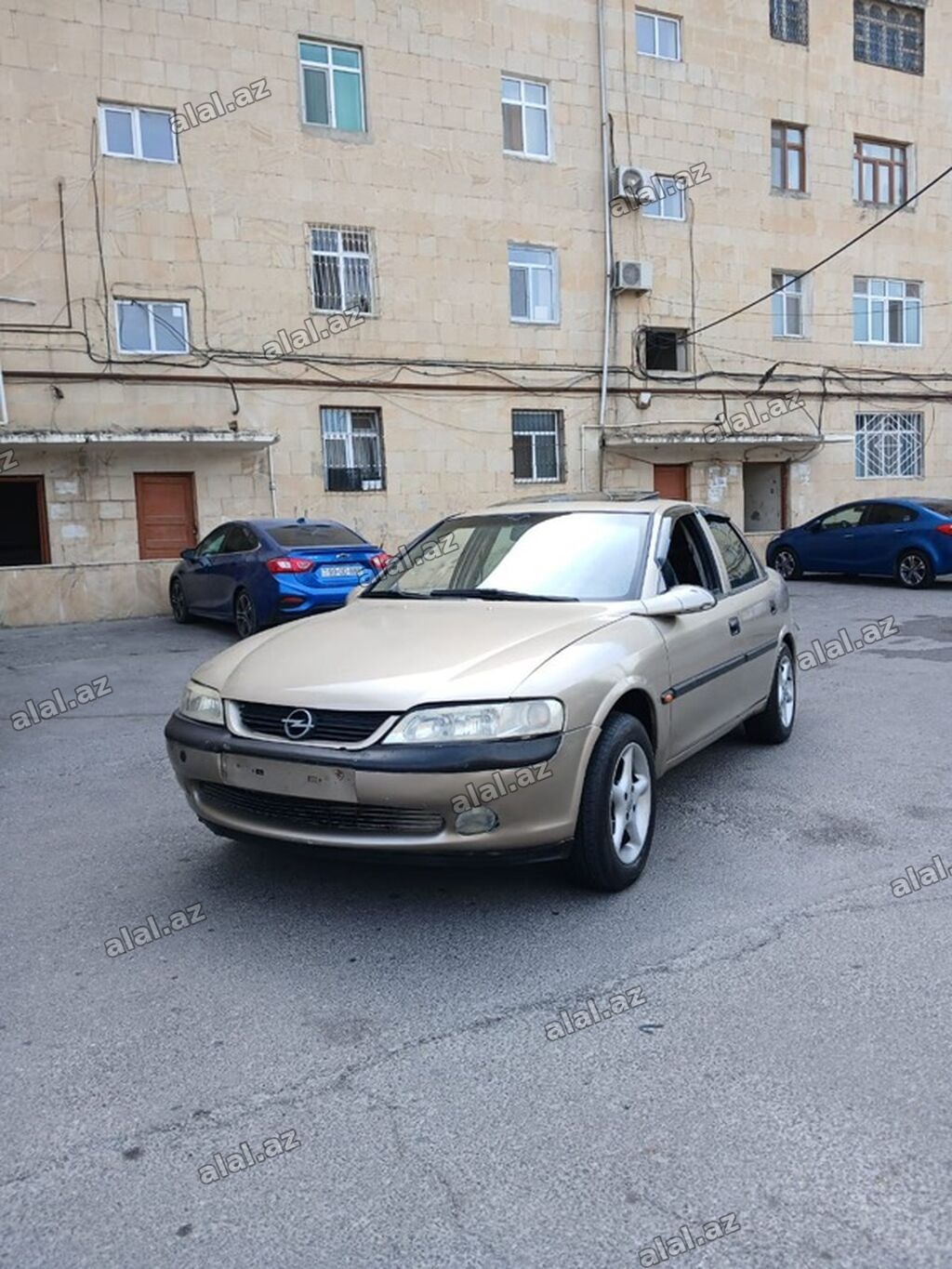 Opel Vectra sedan -ideal veziyyetde təcili satılır. İli 1998 2 mator