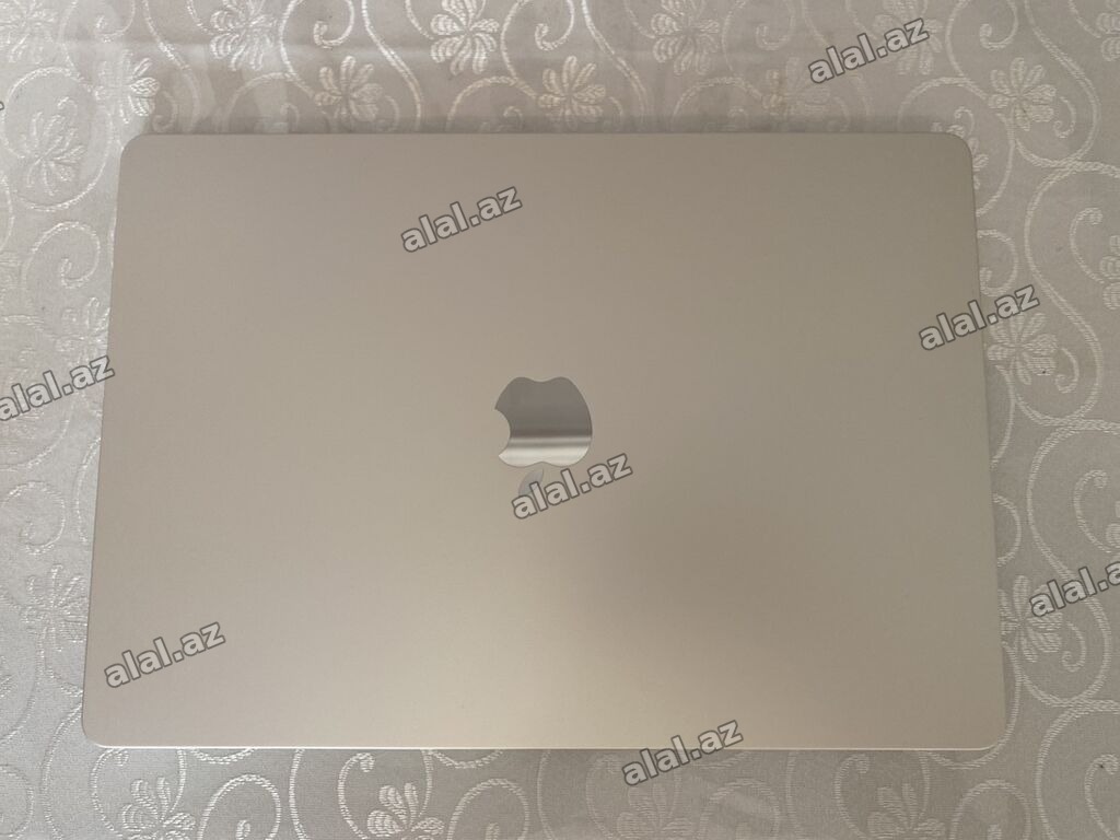 Apple MacBook – 15.6″ nəsil alüminium gövdəli noutbuk Əsas