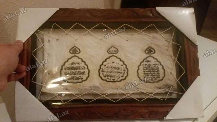 Deri uzerinde, cercivesi taxta, acilmayib, ashagi yeri var razmerleri