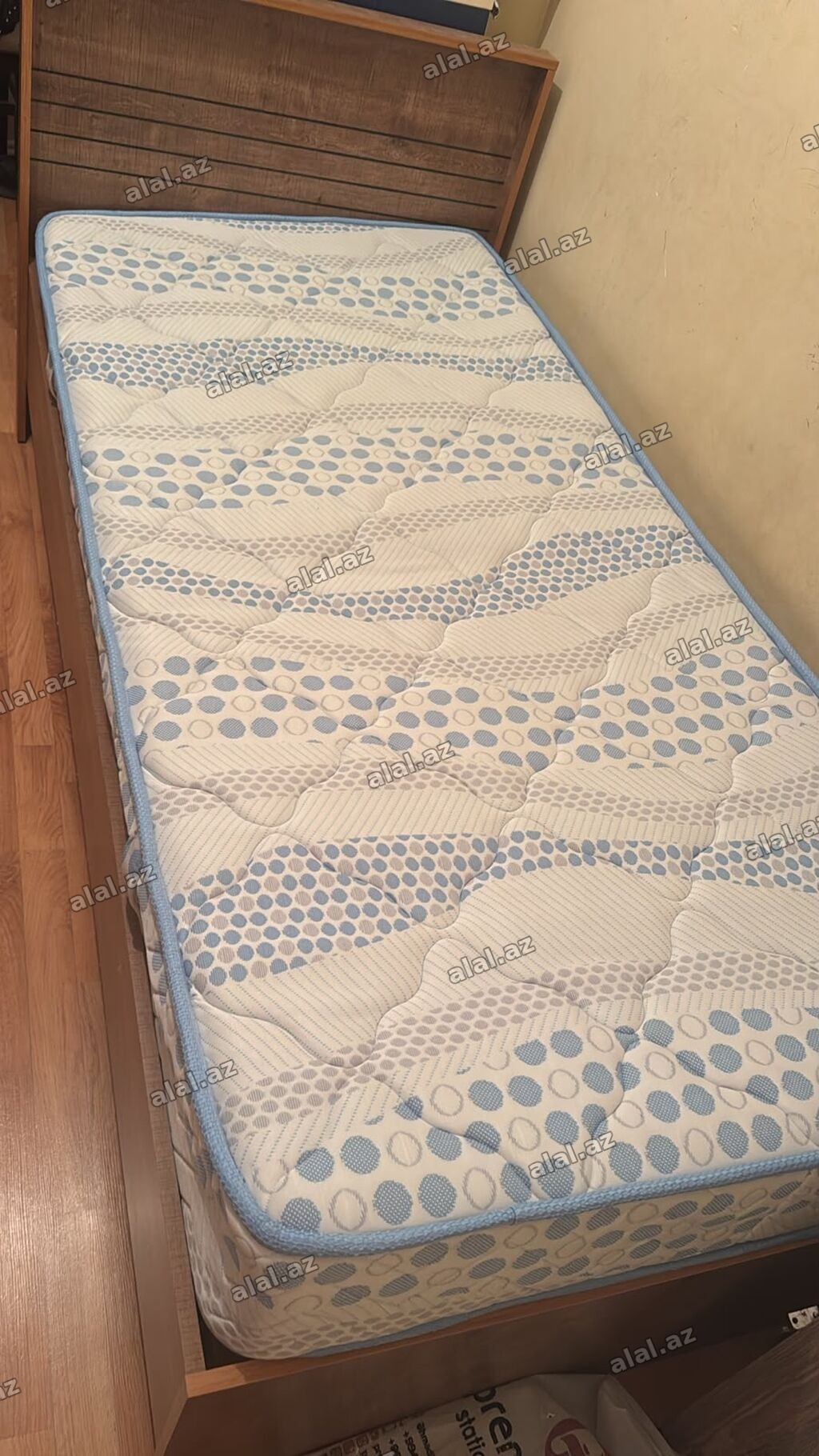 İşlənmiş, Təknəfərlik çarpayı, Matras ilə